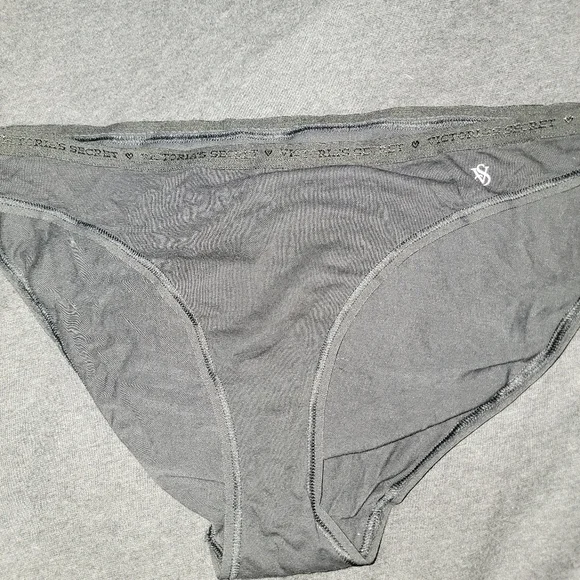 Victoria's Secret Panties - Medium - Set of 3 NWOT - Picture 2 of 5